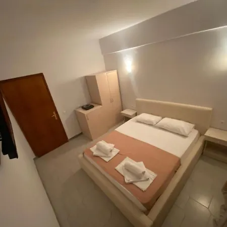 Delfino Hotel *