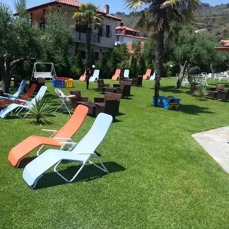 Delfino Hotel *
