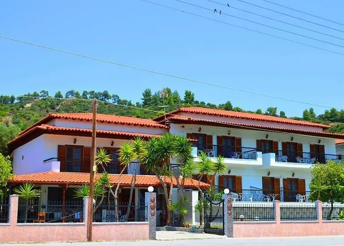 Delfino Moles Kalyves